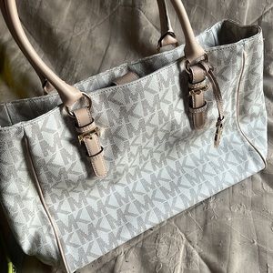 Michael Kors Tote